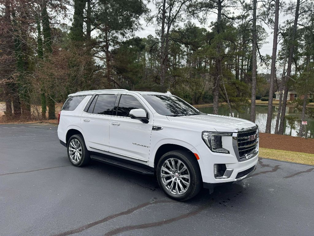 2021 GMC Yukon SLT's photo