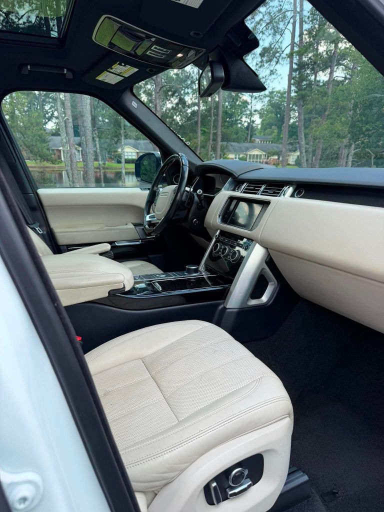 2016 Land Rover Range Rover Supercharged - Photo 7