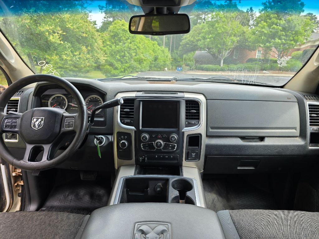2015 RAM Ram 3500 Pickup SLT - Photo 9