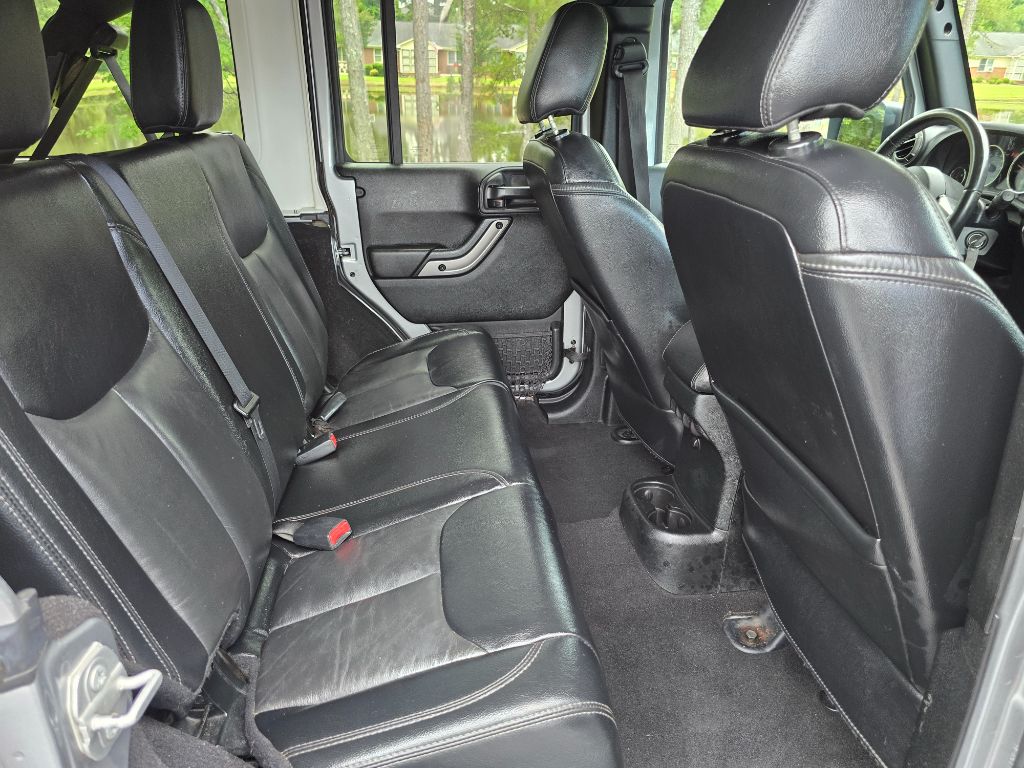 2018 Jeep Wrangler Unlimited Sahara - Photo 8