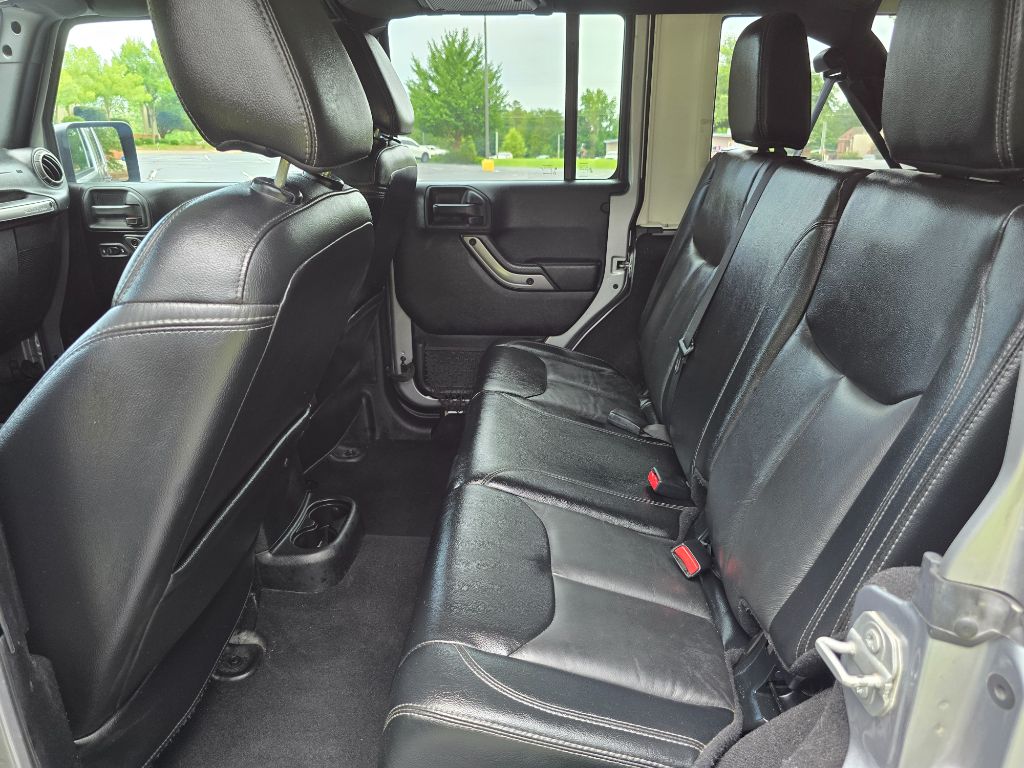2018 Jeep Wrangler Unlimited Sahara - Photo 6